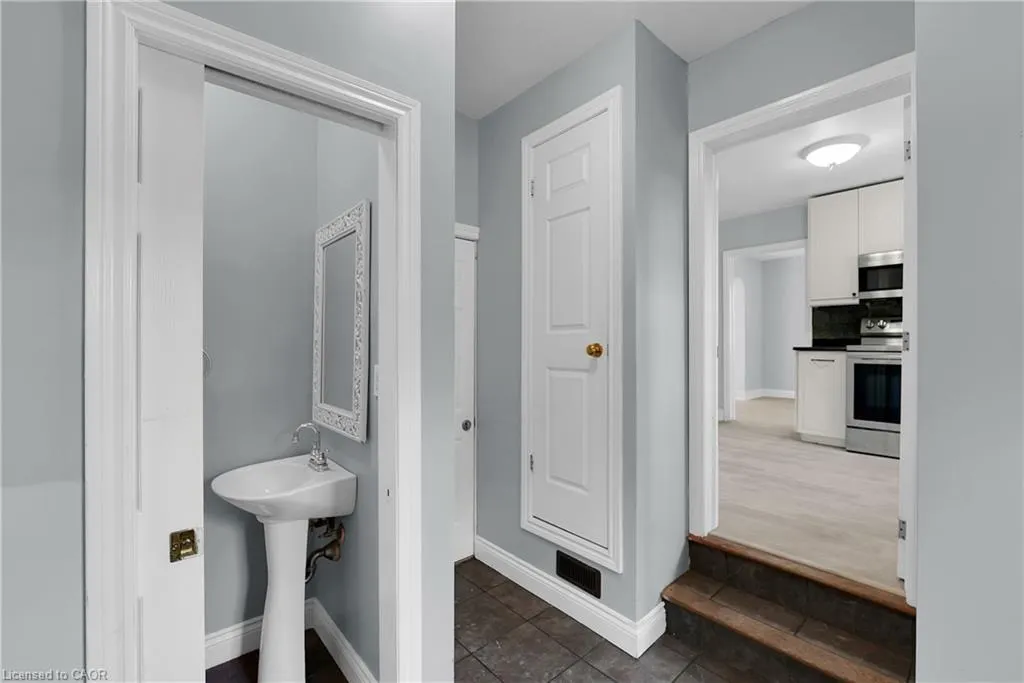 9 Arlington Avenue