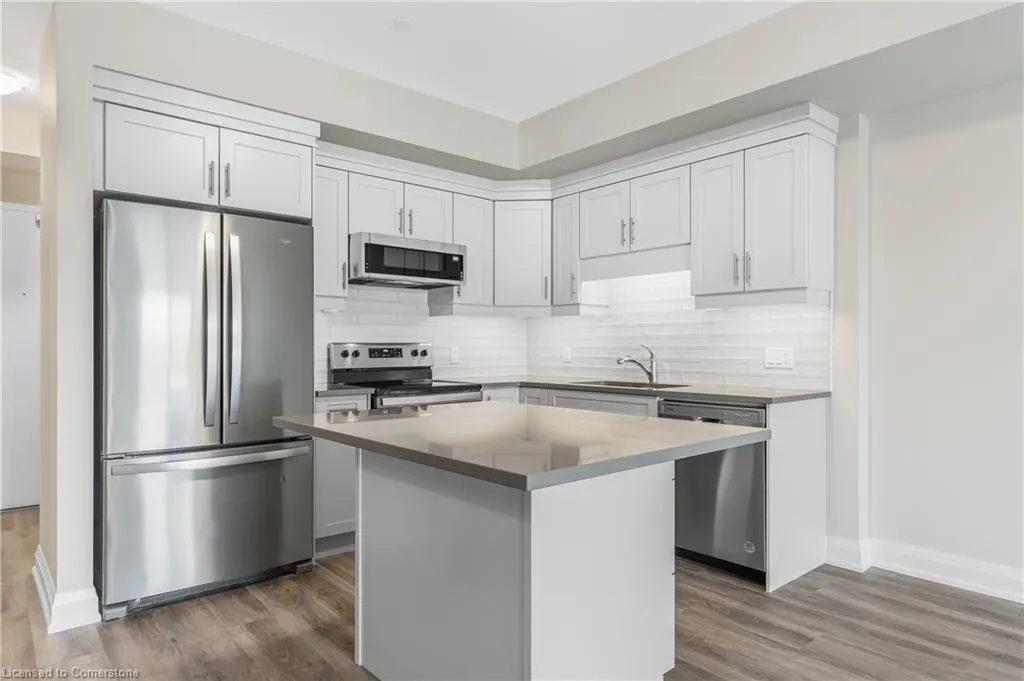 118 Summersides Boulevard, #307