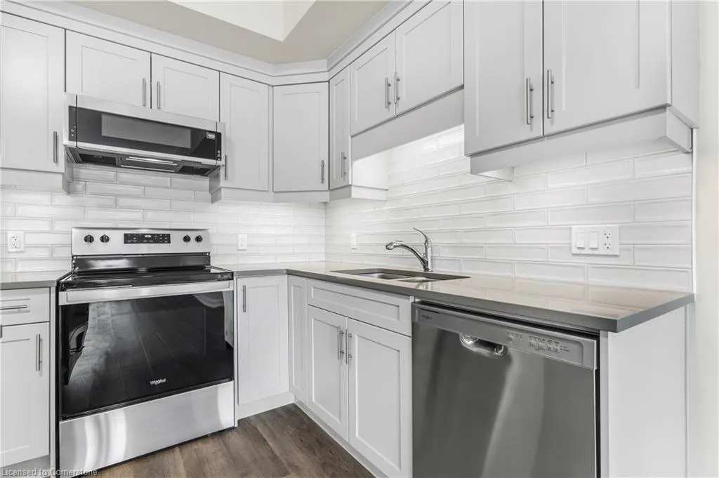 118 Summersides Boulevard, #307