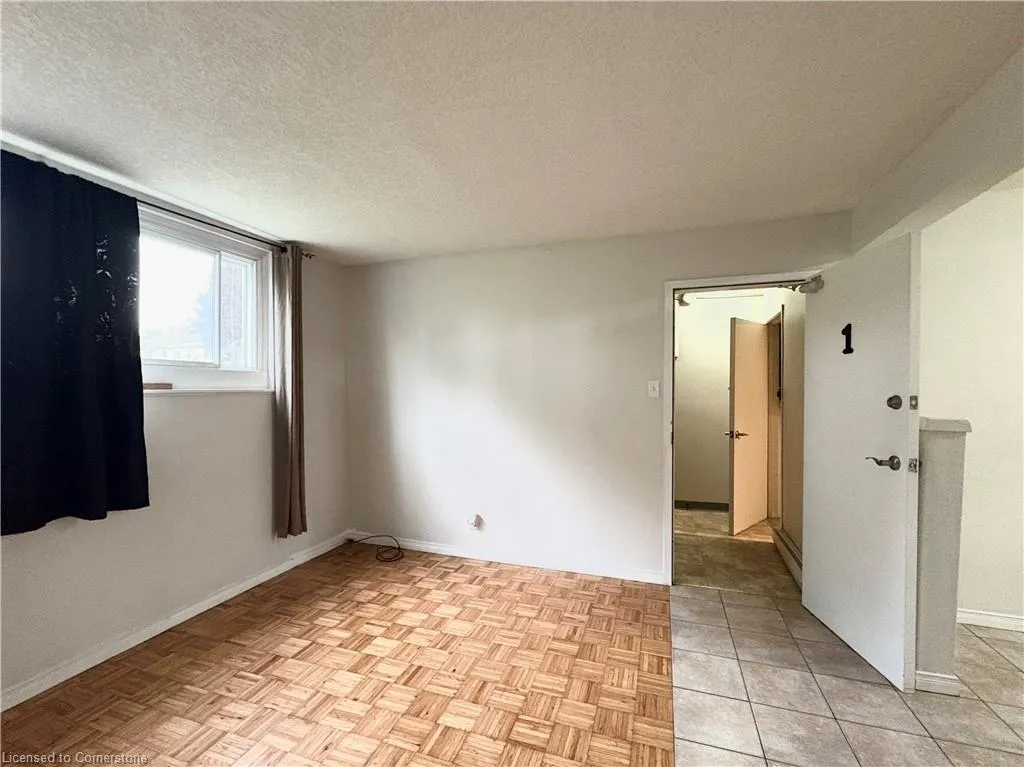 61 Norfolk Avenue, #1