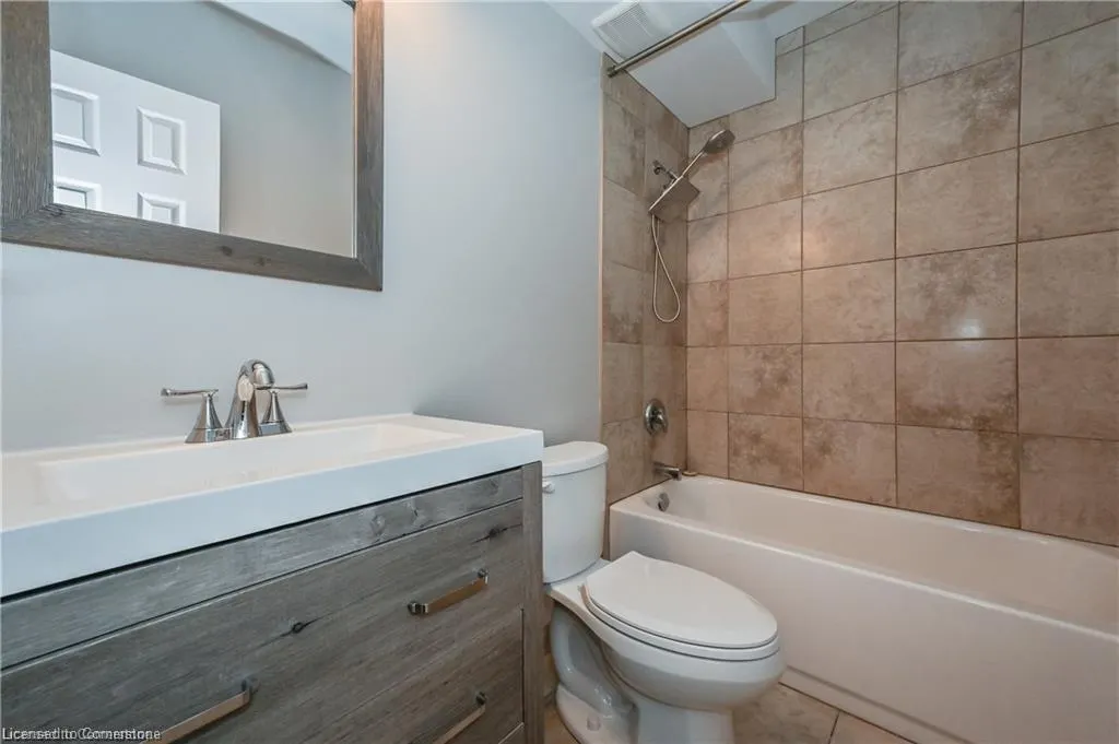 283 Fairway Road N, #101