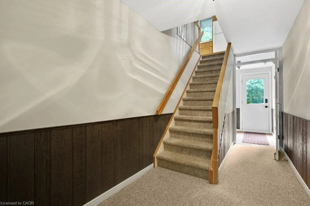 1265 Brantford Highway