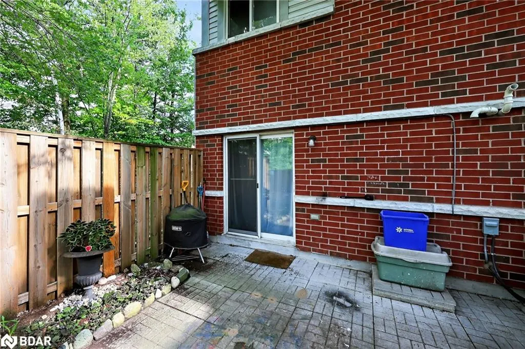 237 Ferndale Drive S, #1