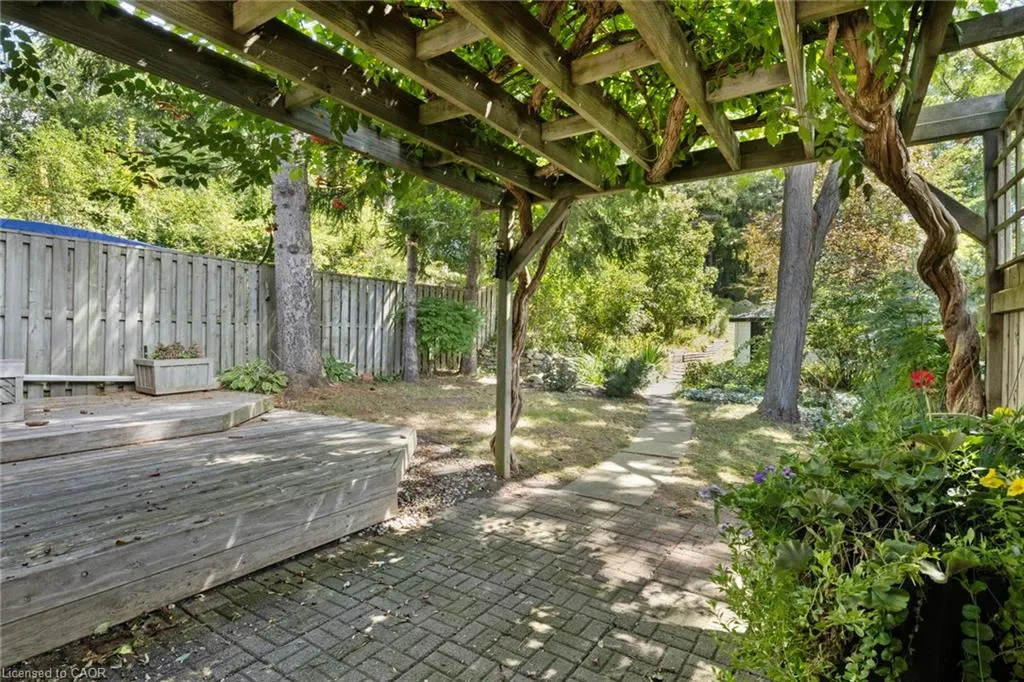132 Maple Street