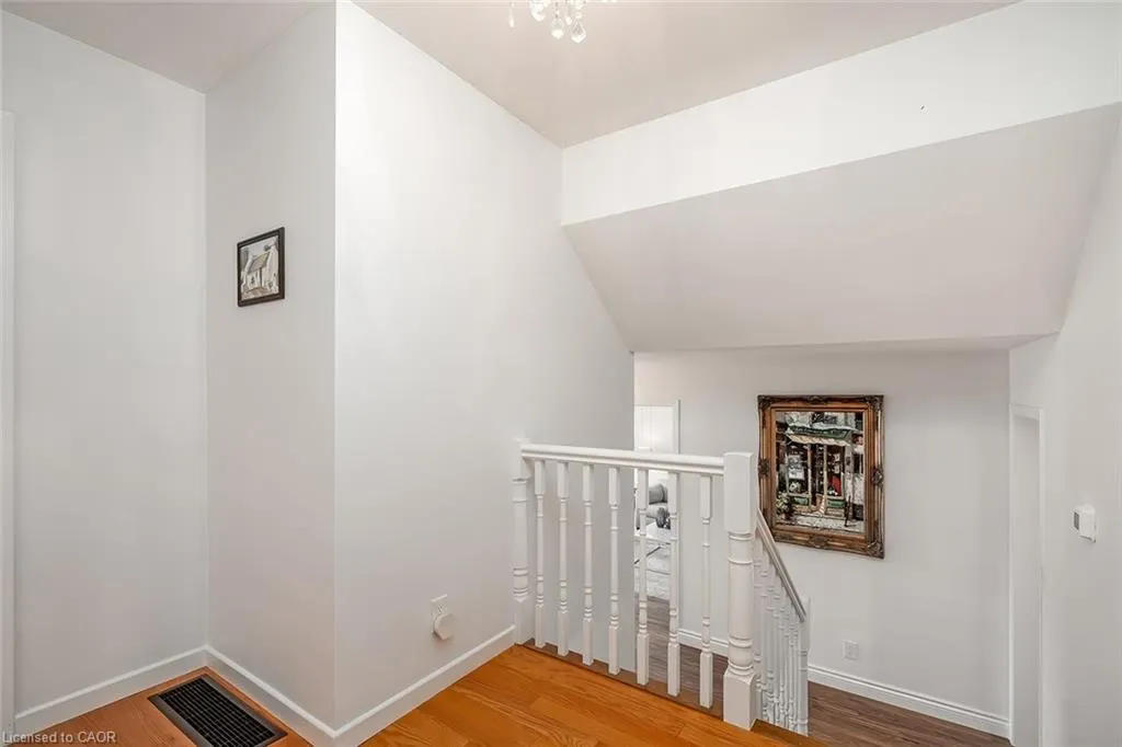 406 Oakwood Drive