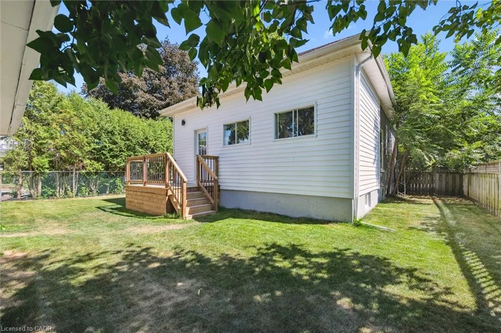 64 Pollock Avenue