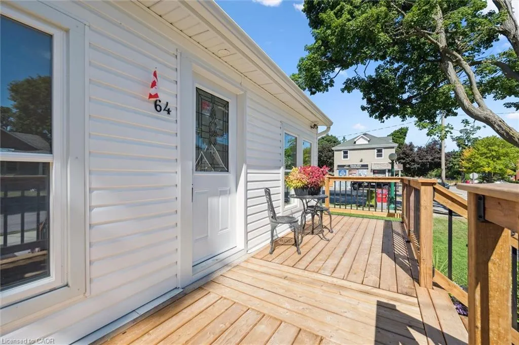 64 Pollock Avenue