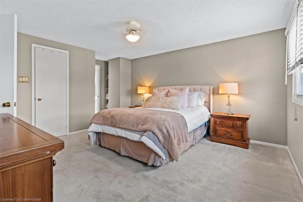 2257 Silverbirch Court