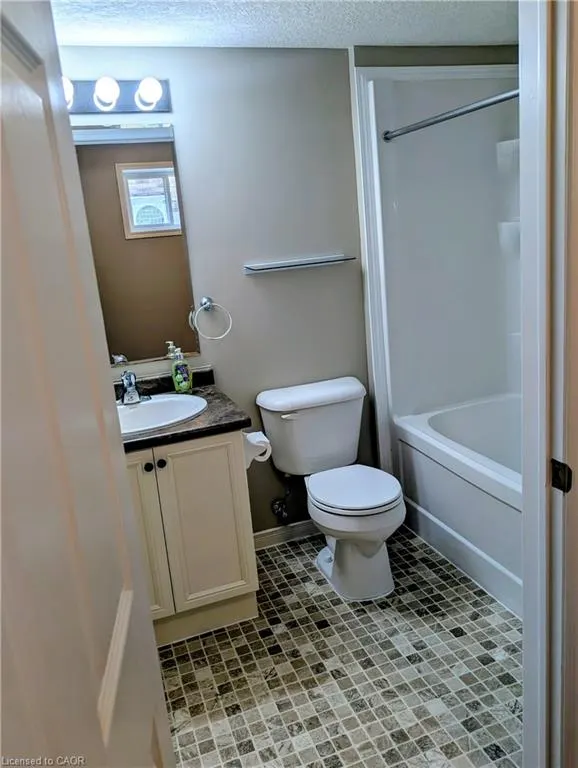 35 Mountford Drive, #94