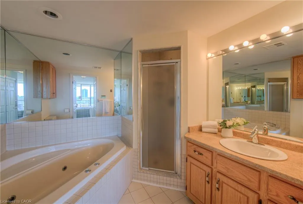 4 Willow Street, #1502