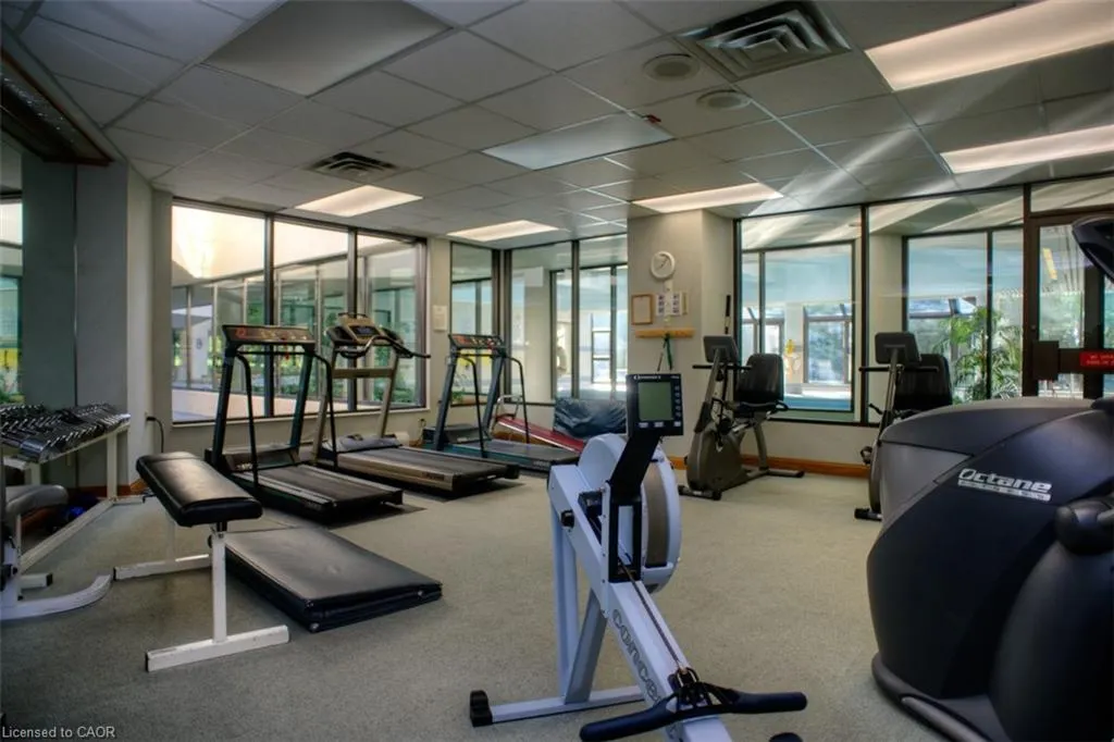 4 Willow Street, #1502