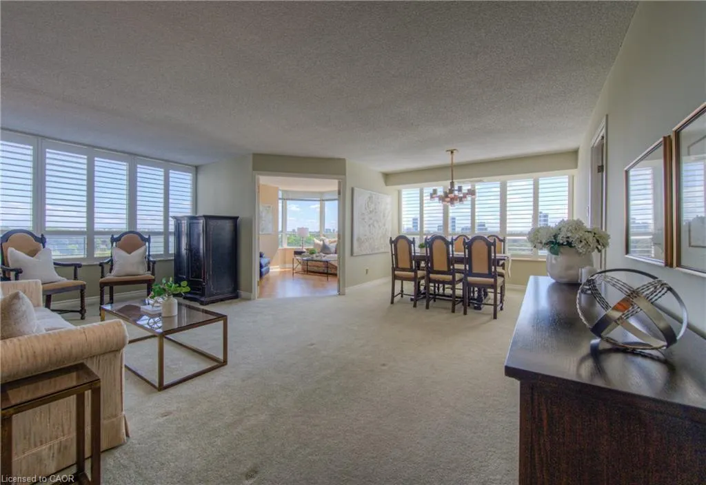 4 Willow Street, #1502