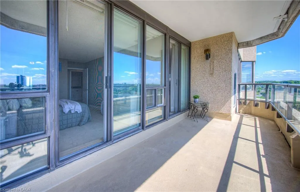 4 Willow Street, #1502