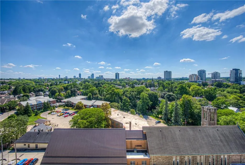 4 Willow Street, #1502