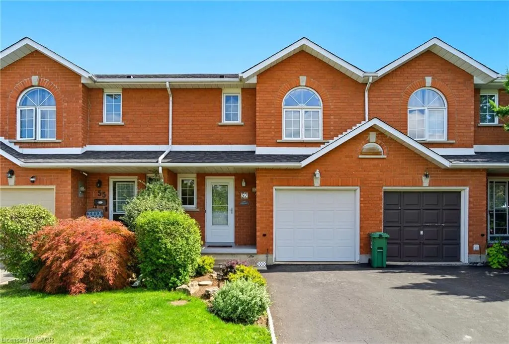 57 Pinewoods Drive