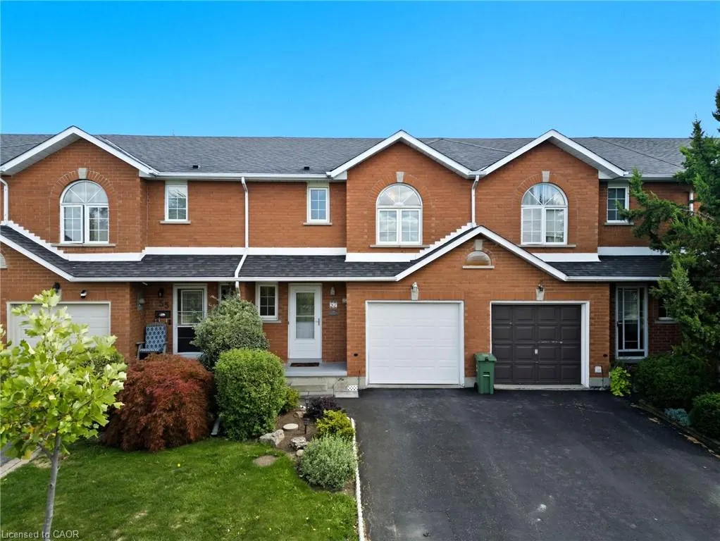 57 Pinewoods Drive