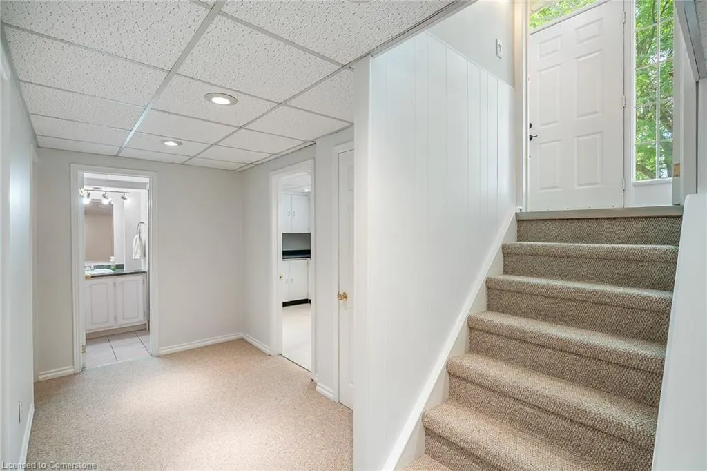 55 Leaside Drive