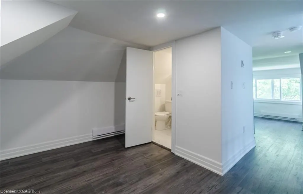 115 Spadina Avenue