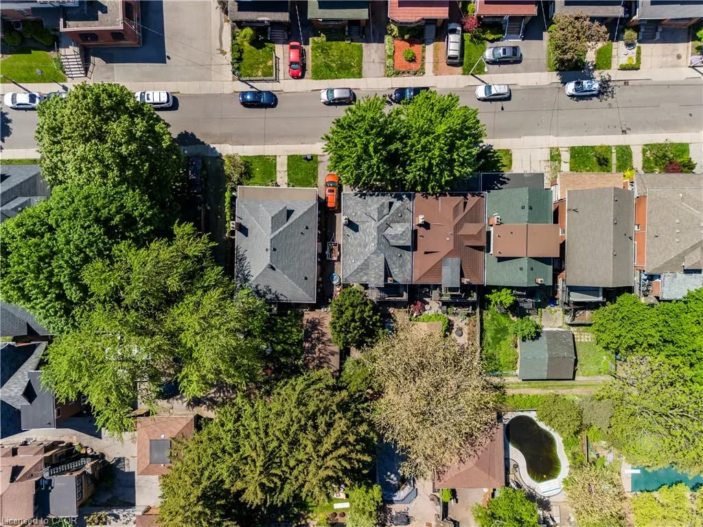 115 Spadina Avenue