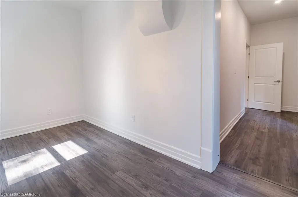 115 Spadina Avenue