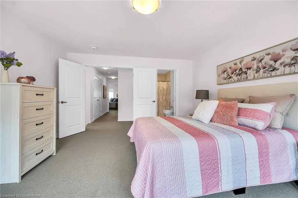 61 Soho Street, #13