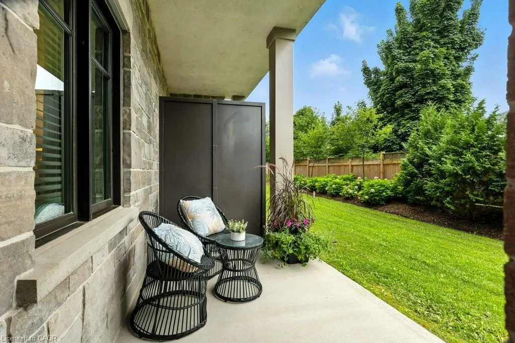 778 Laurelwood Drive, #110