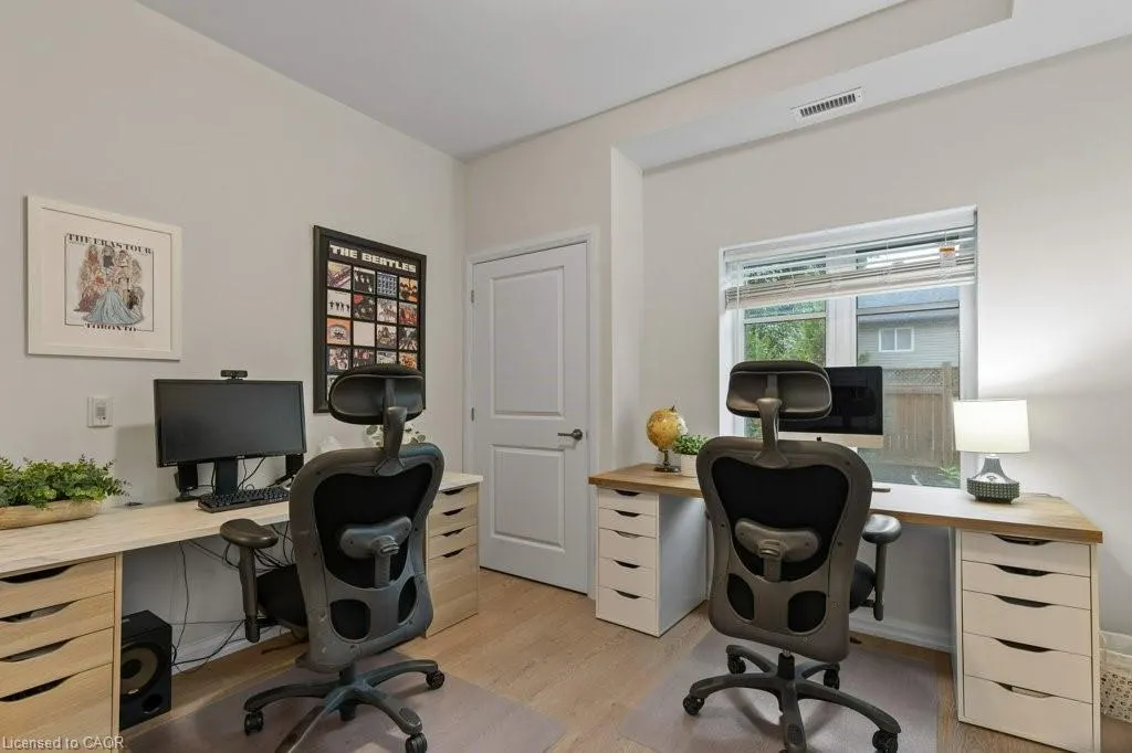 778 Laurelwood Drive, #110