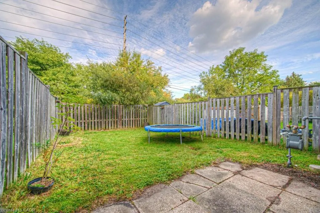 44 Frobisher Court