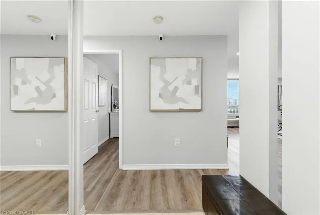 6720 Glen Erin Drive, #514