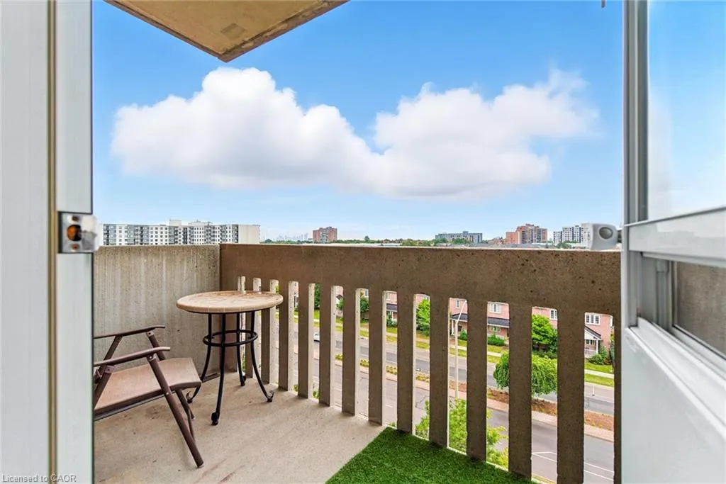 6720 Glen Erin Drive, #514