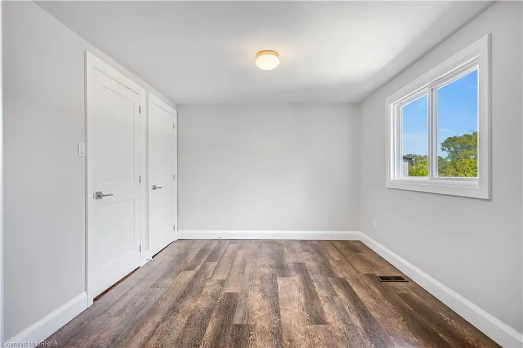8 Oakhill Drive, #A