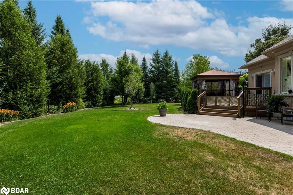 34 Heatherwood Drive