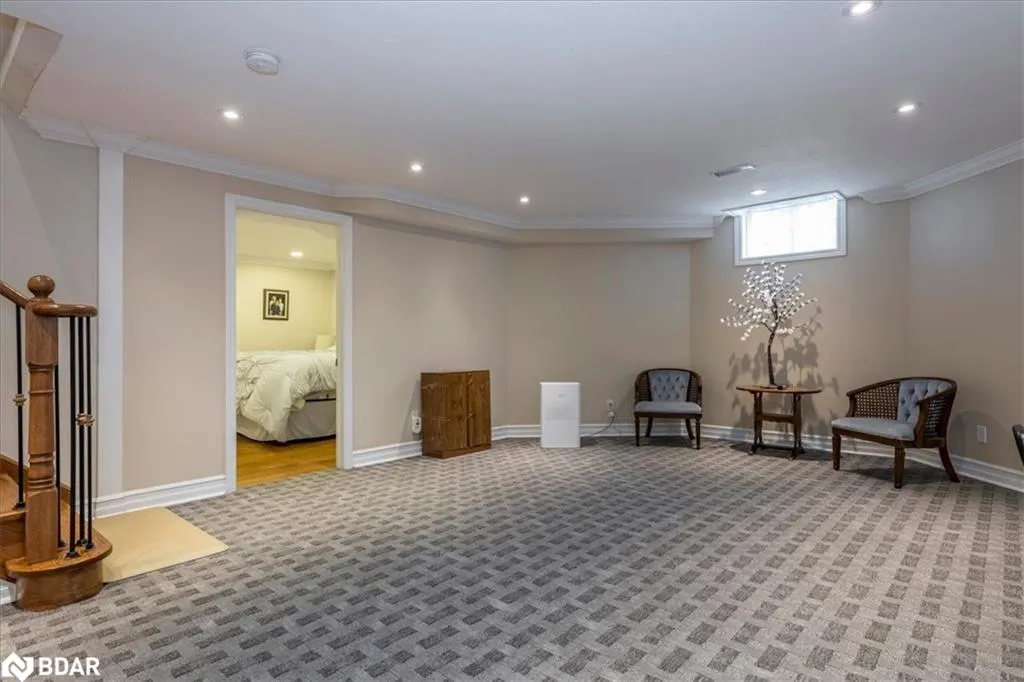 34 Heatherwood Drive
