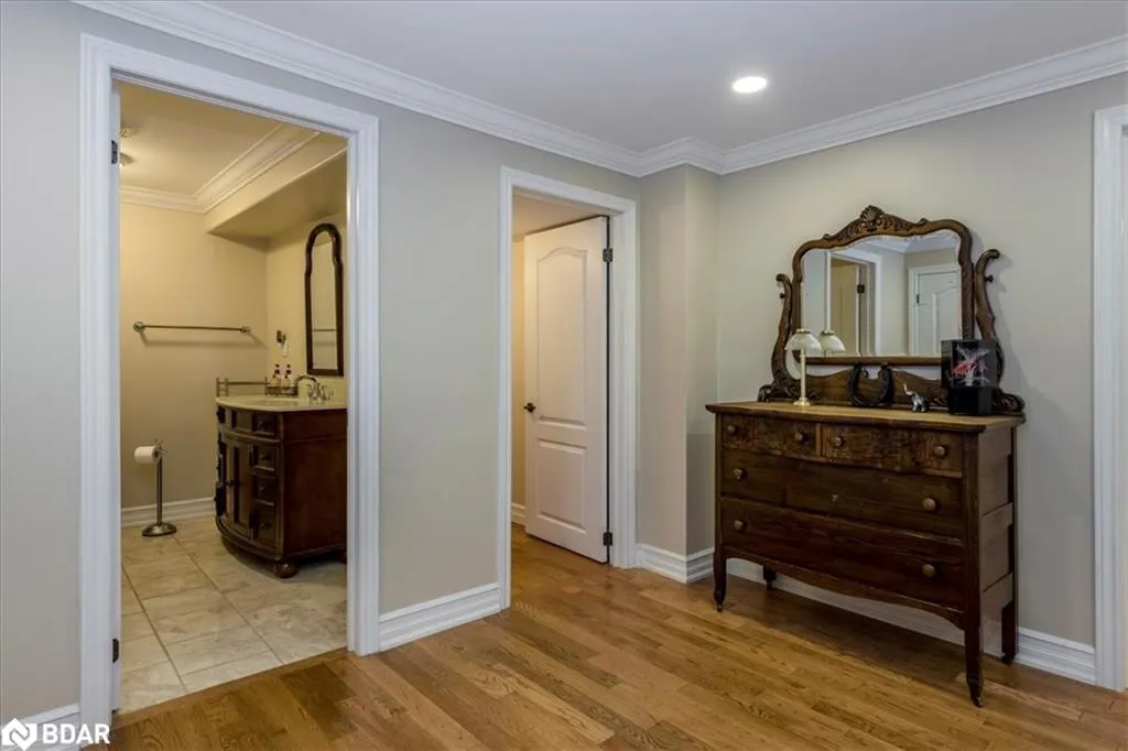 34 Heatherwood Drive