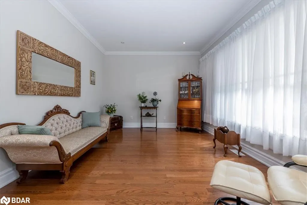 34 Heatherwood Drive