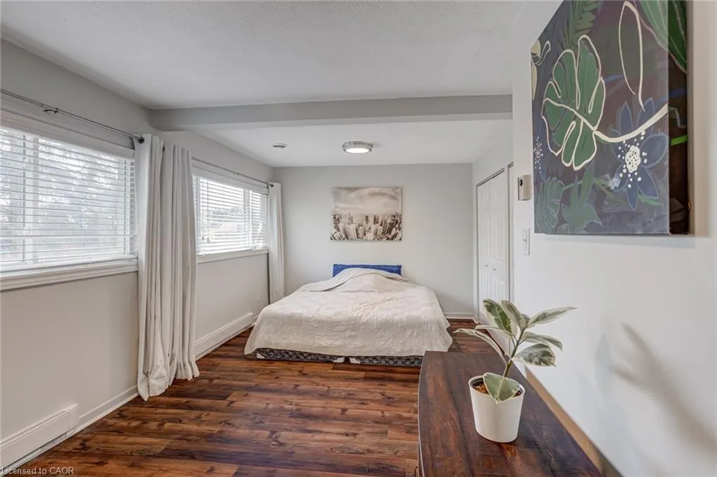 1560 Kerns Road, #5