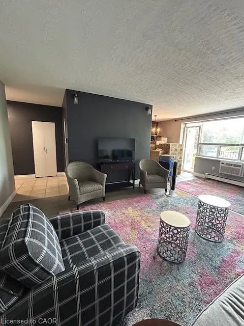 222 Concession Street, #203