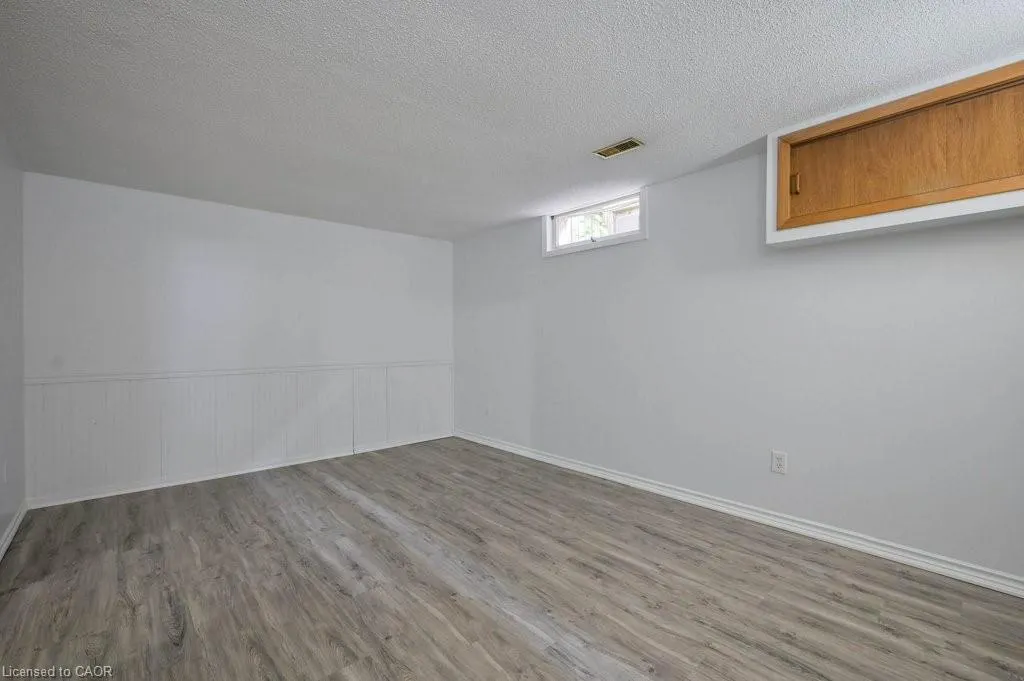 91 Kimberly Crescent