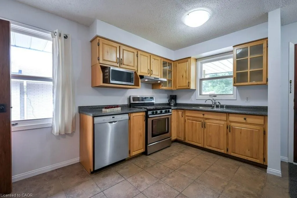 91 Kimberly Crescent