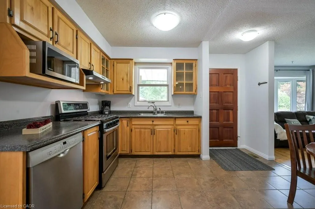 91 Kimberly Crescent