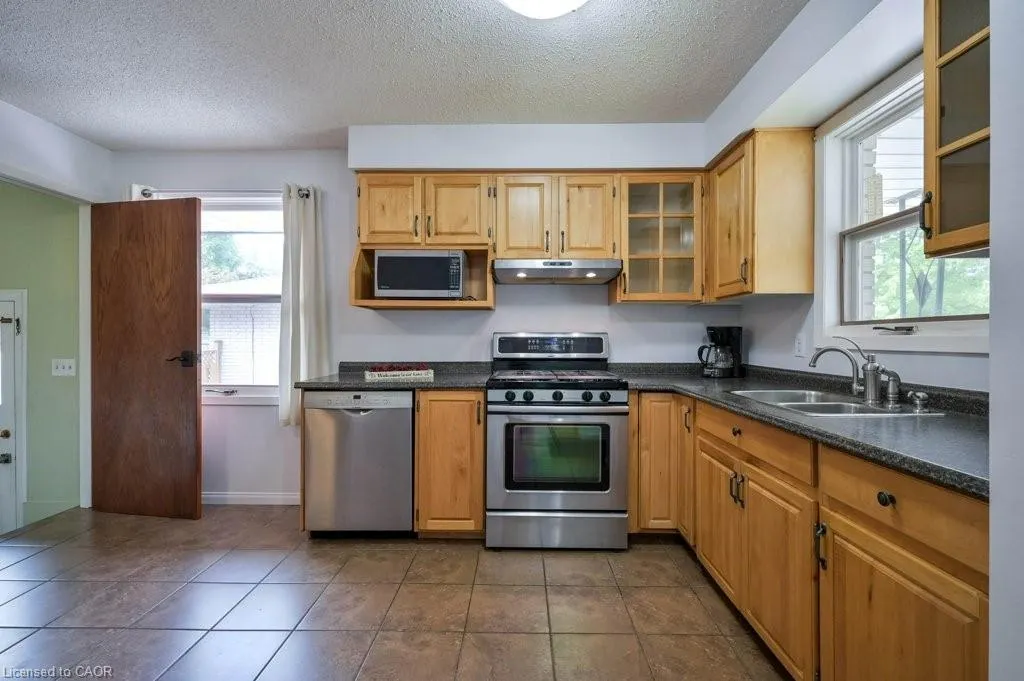 91 Kimberly Crescent