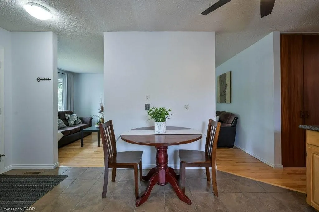 91 Kimberly Crescent