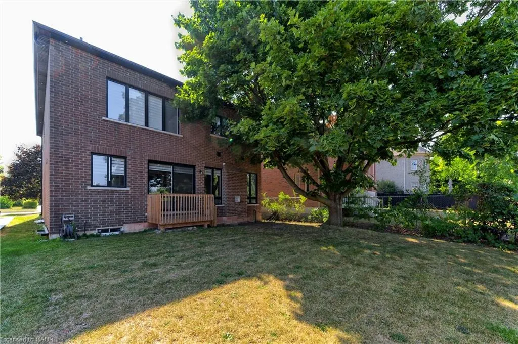 185 Burloak Drive