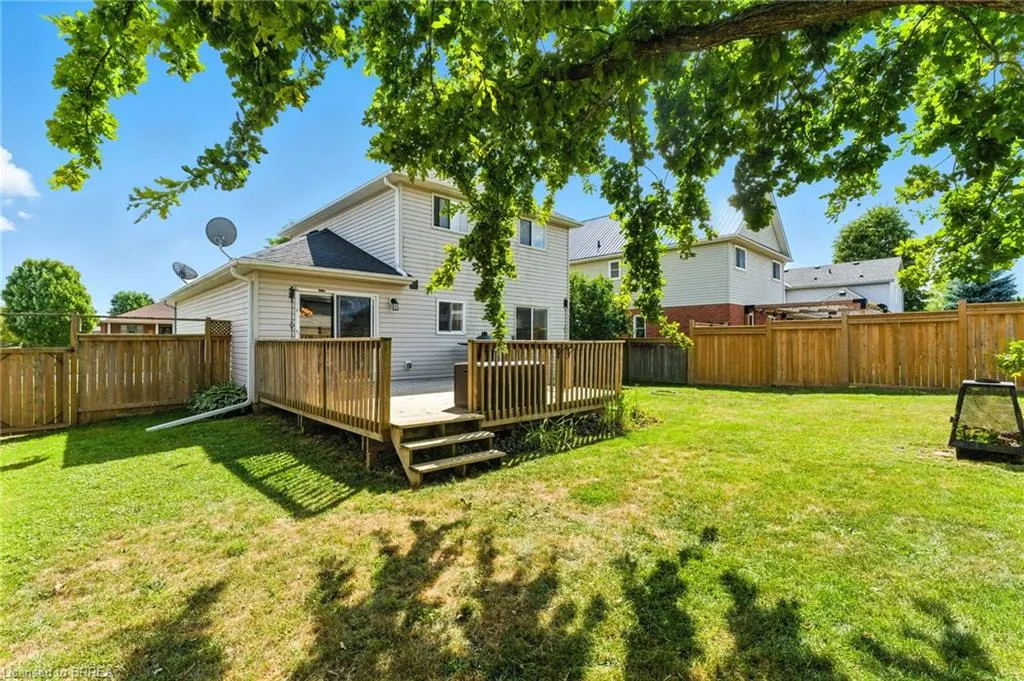 11 Macpherson Drive