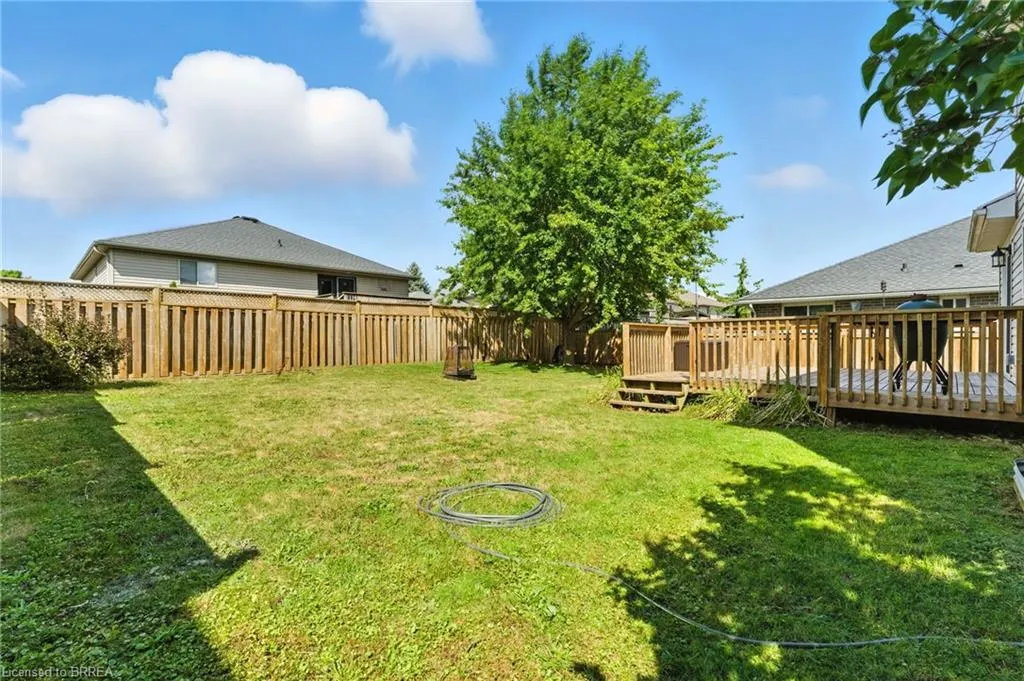 11 Macpherson Drive