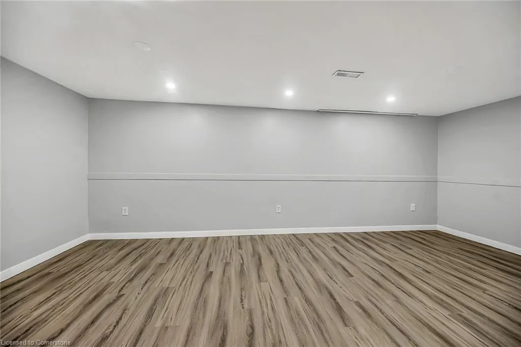 125 Limeridge Road W, #8