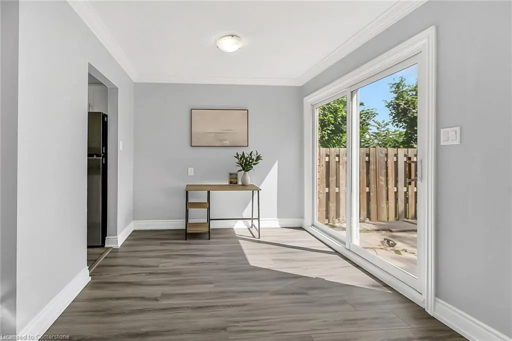125 Limeridge Road W, #8