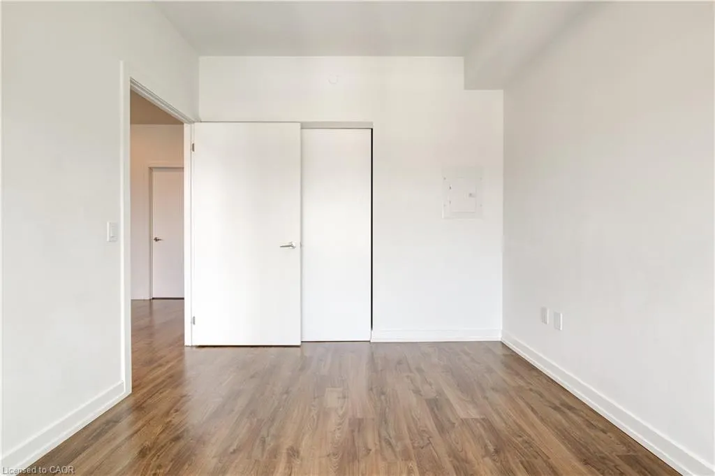 15 Wellington Street S, #2214