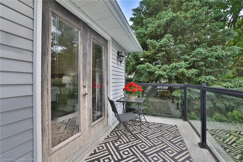 4220 Spruce Avenue