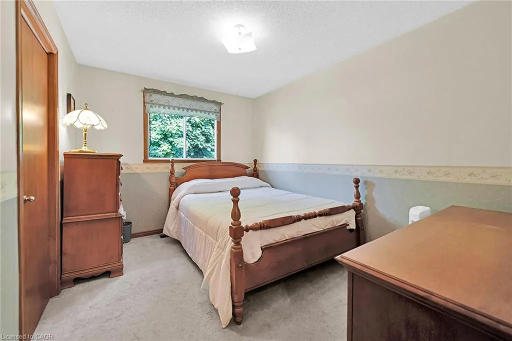 113 Wade Road N